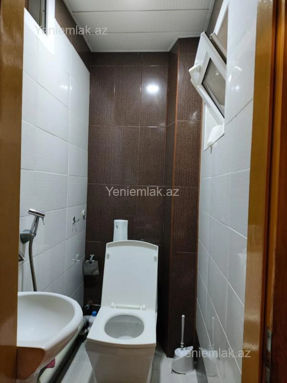 Satılır 3 otaqlı köhnə tikili 100 m²