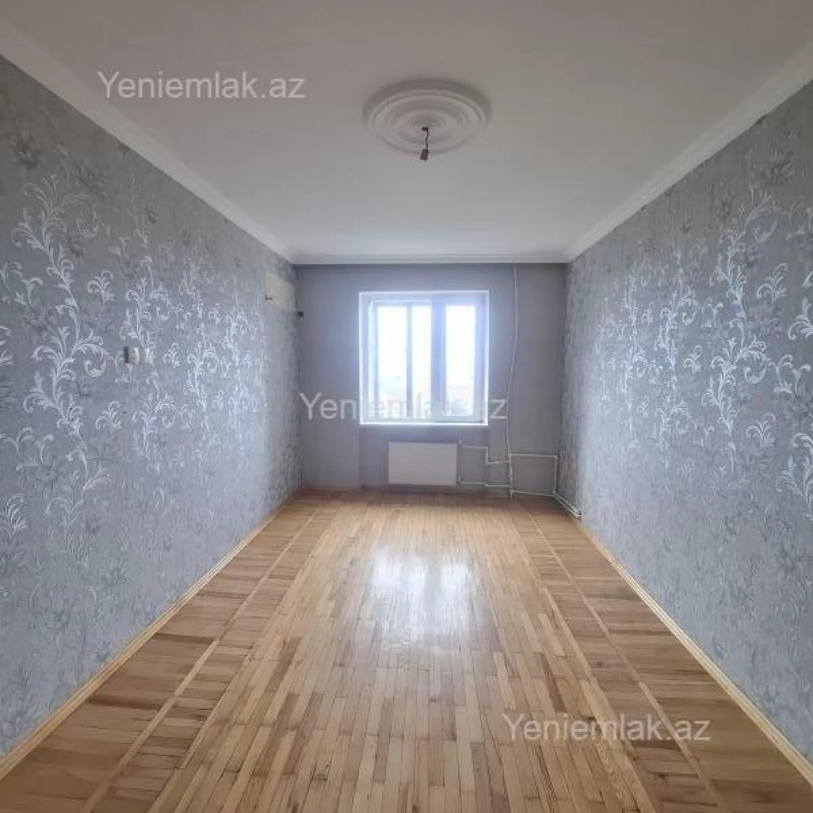 Satılır 3 otaqlı köhnə tikili 80 m²