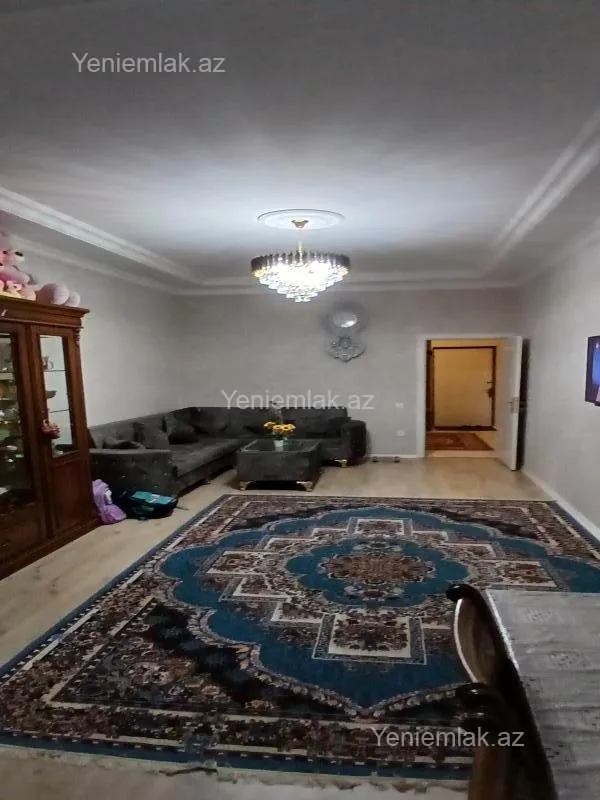 Satılır 2 otaqlı yeni tikili 75 m²