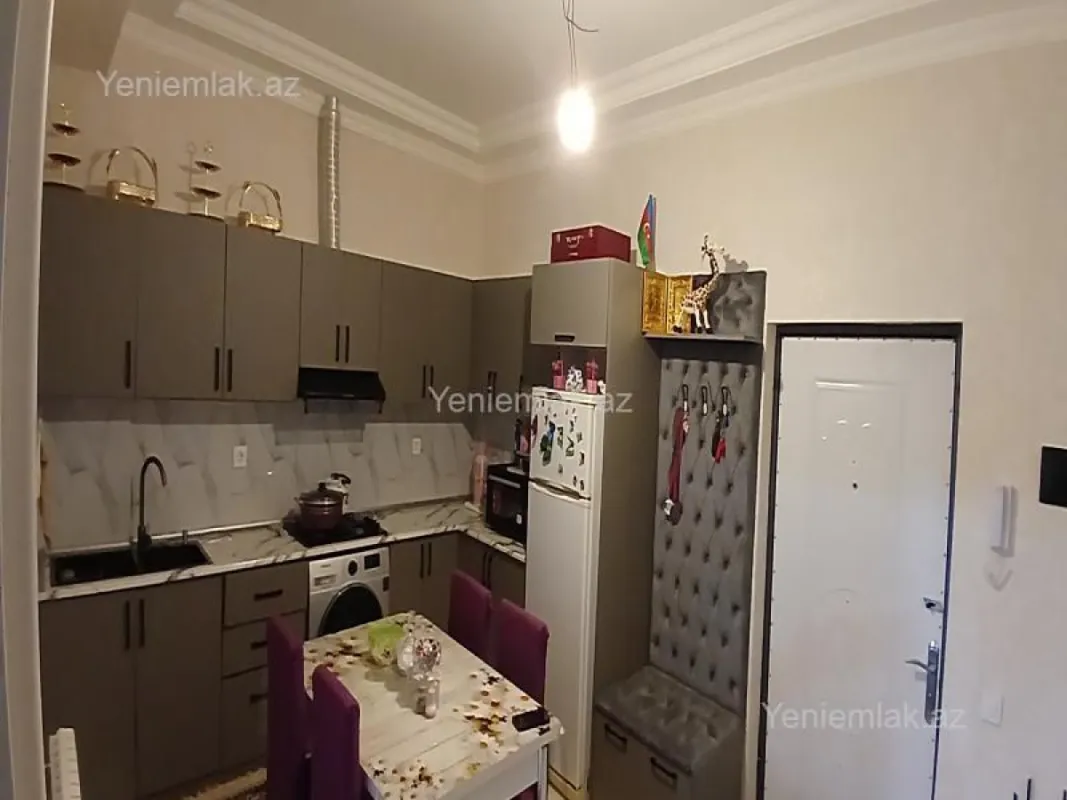 Satılır 2 otaqlı yeni tikili 75 m²