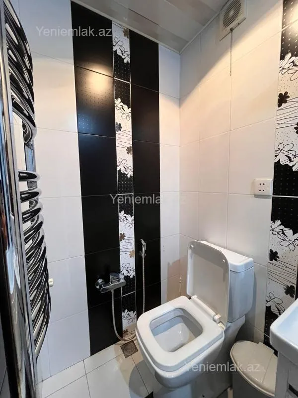 Satılır 2 otaqlı yeni tikili 60 m²