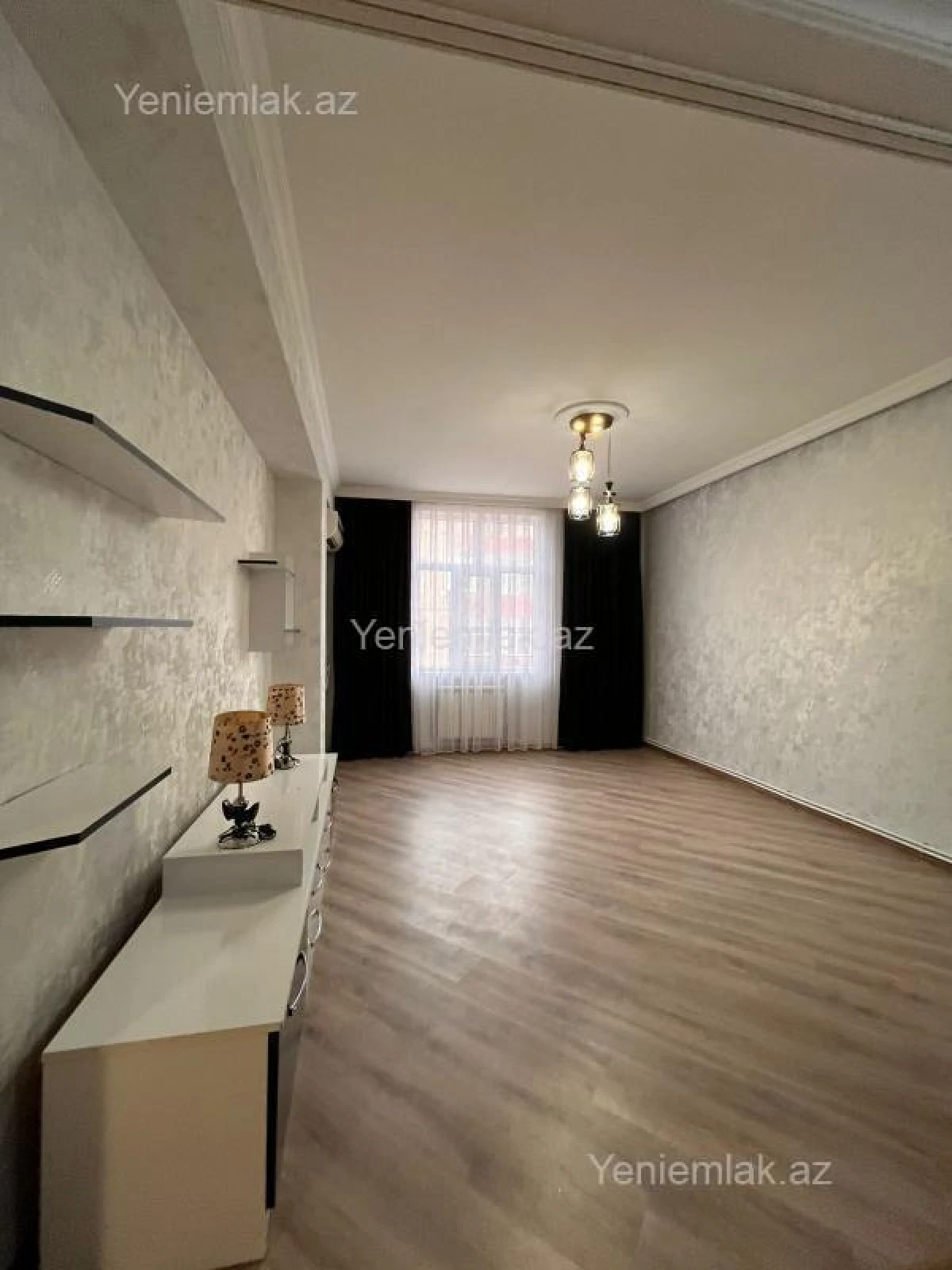 Satılır 2 otaqlı yeni tikili 60 m²