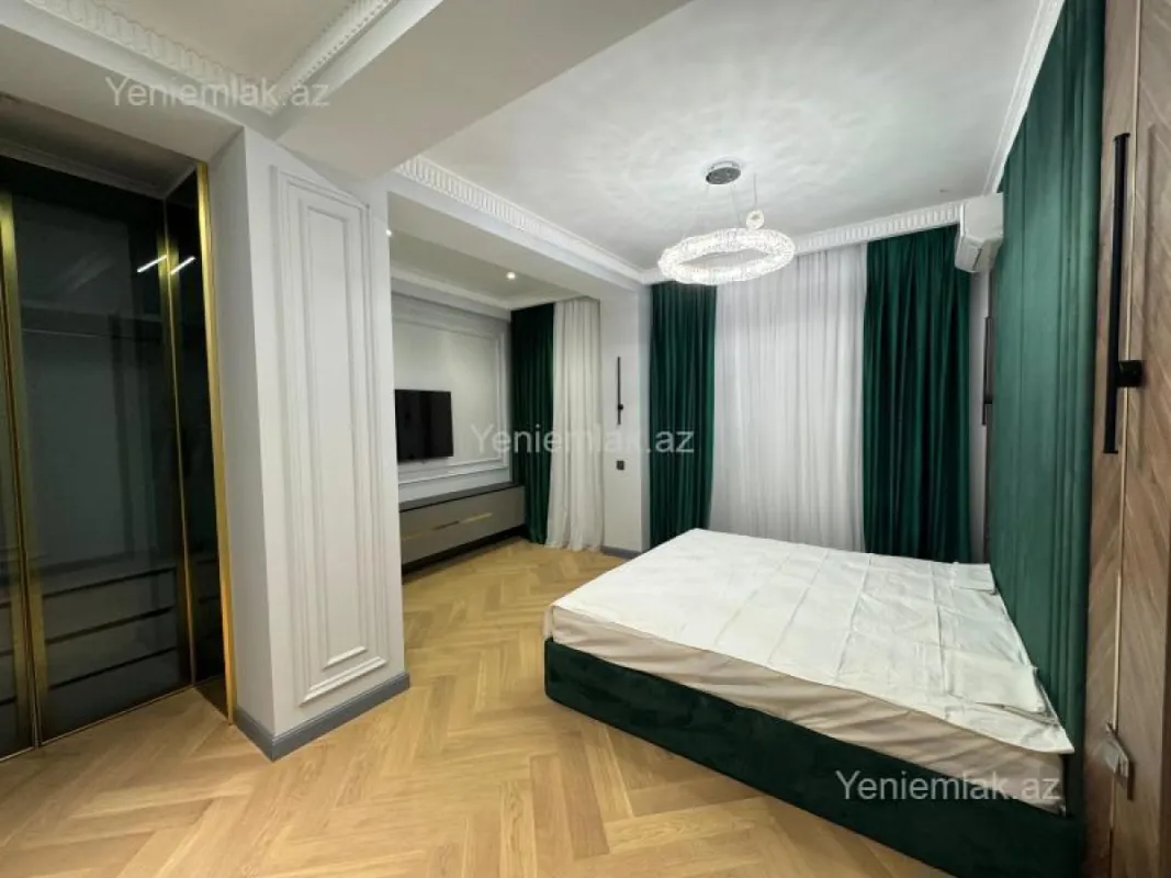 Satılır 2 otaqlı yeni tikili 101 m²
