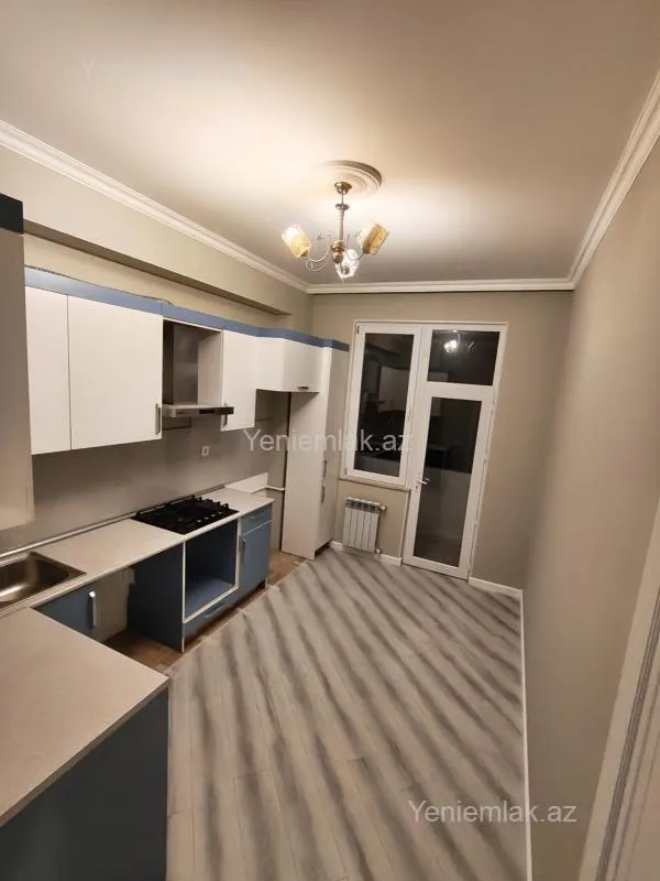 Satılır 2 otaqlı yeni tikili 65 m²
