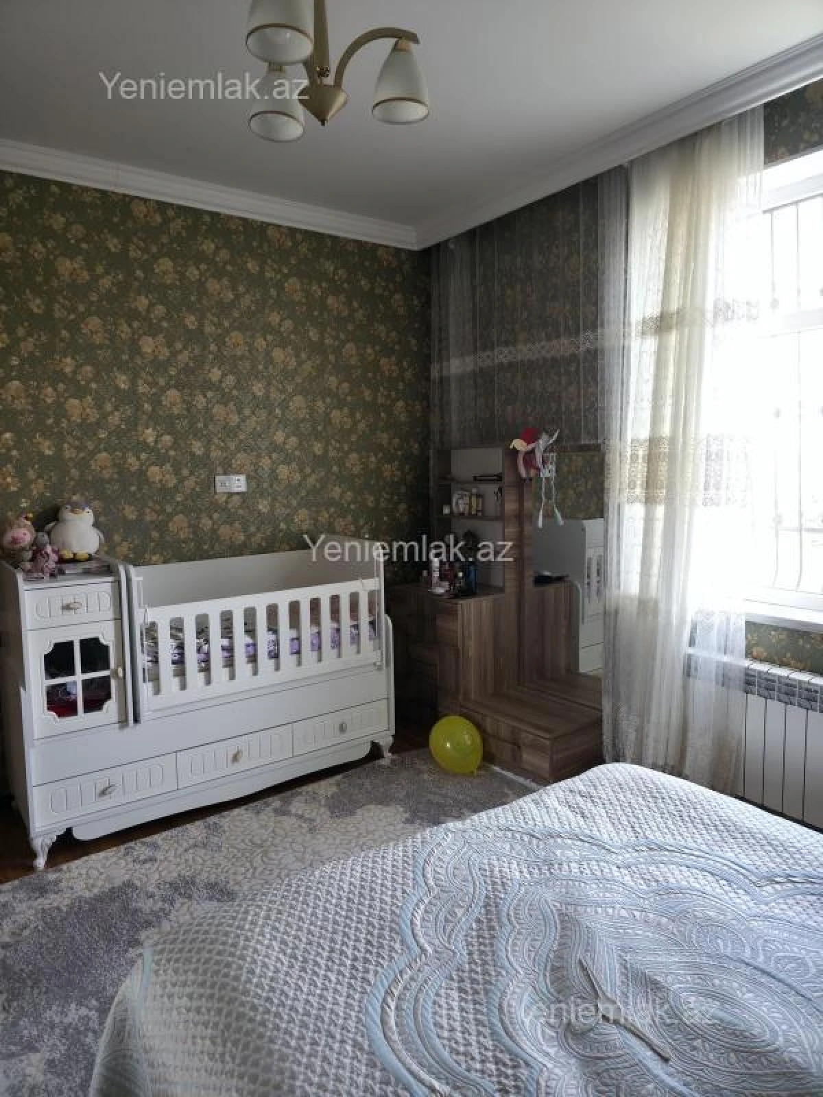Satılır 4 otaqlı həyət evi 200 m²
