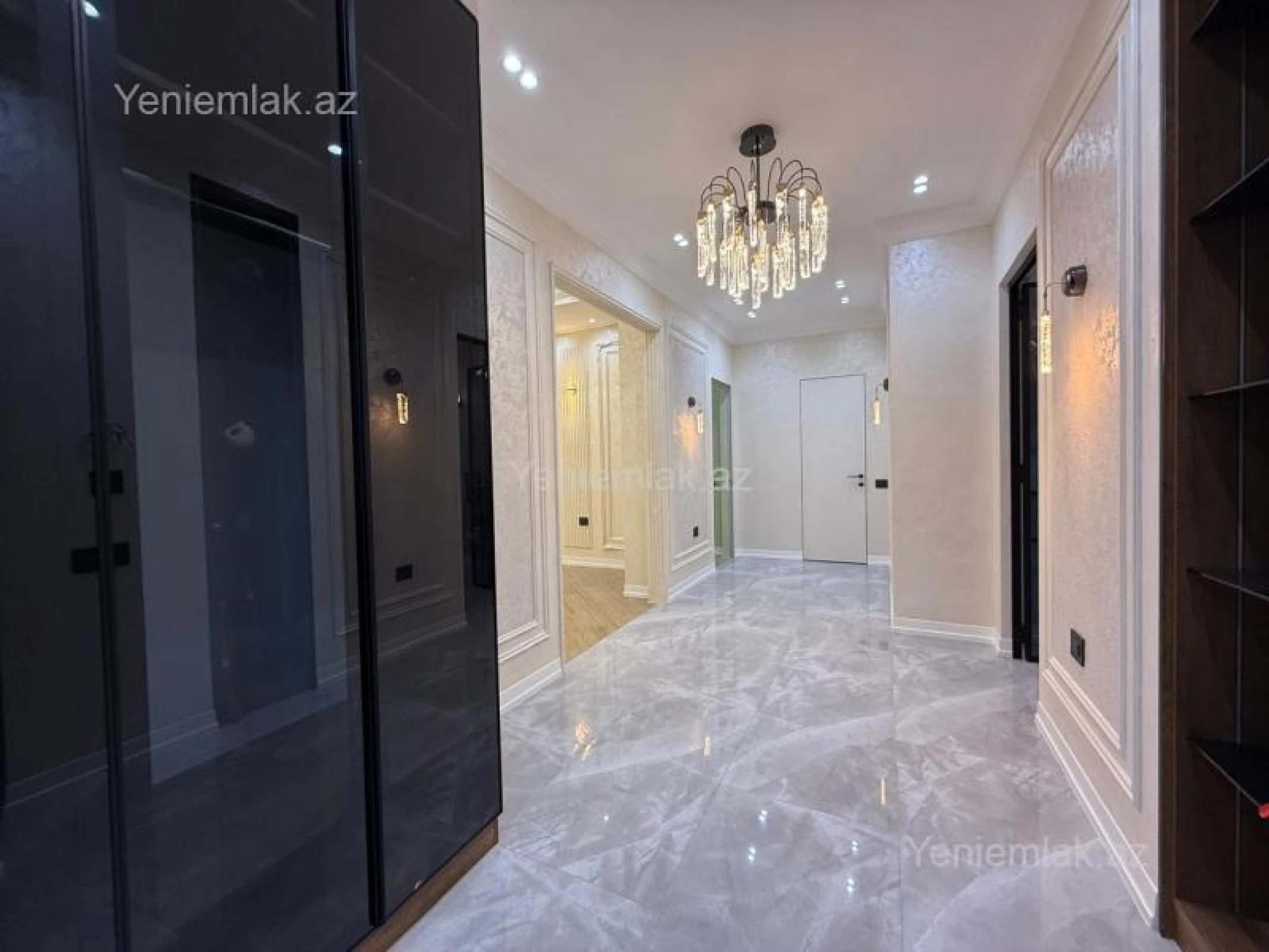 Satılır 3 otaqlı yeni tikili 120 m²