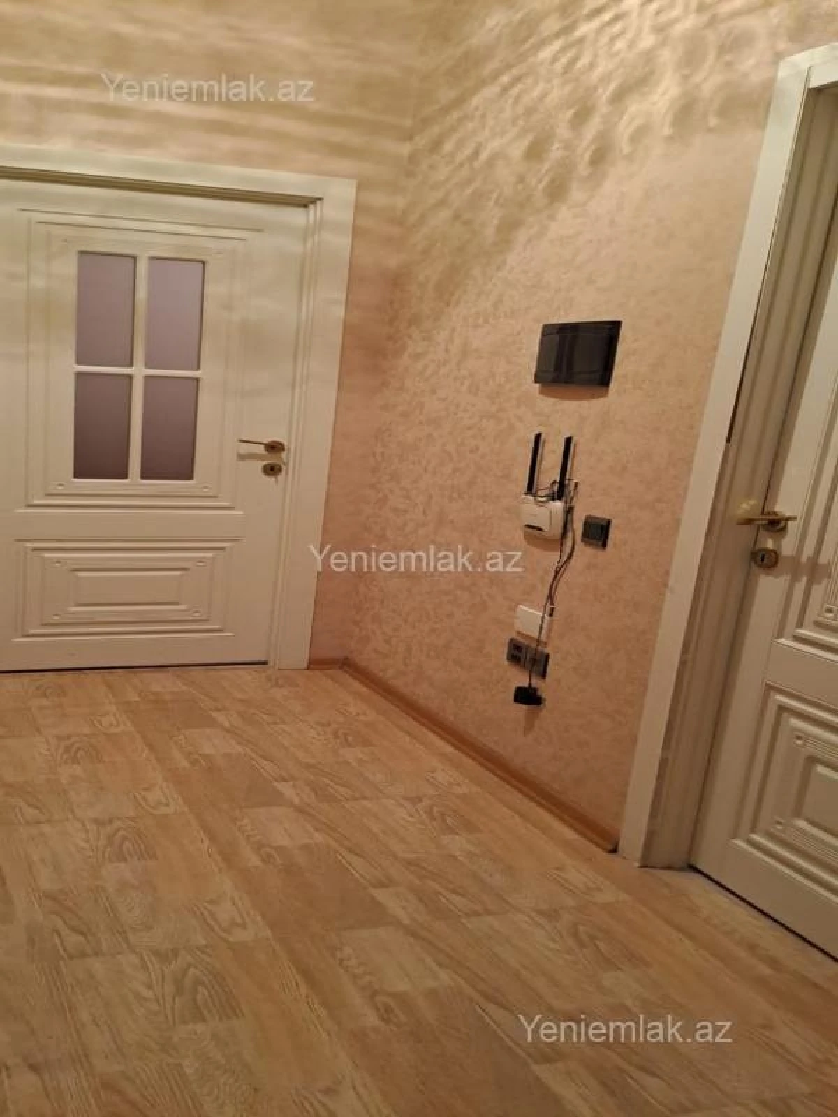 Satılır 2 otaqlı yeni tikili 60 m²