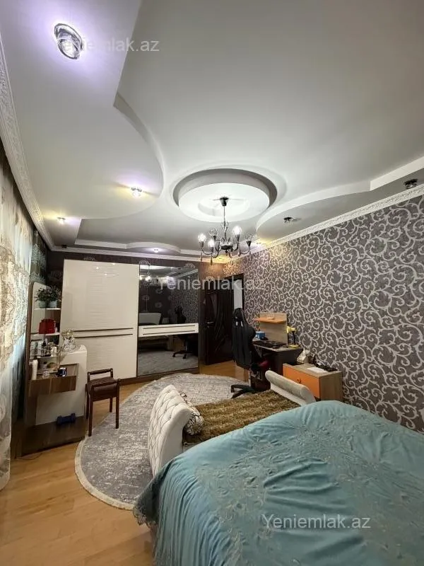Satılır 2 otaqlı yeni tikili 82 m²