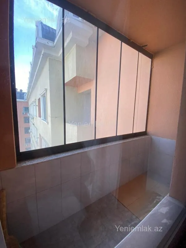 Satılır 3 otaqlı yeni tikili 110 m²