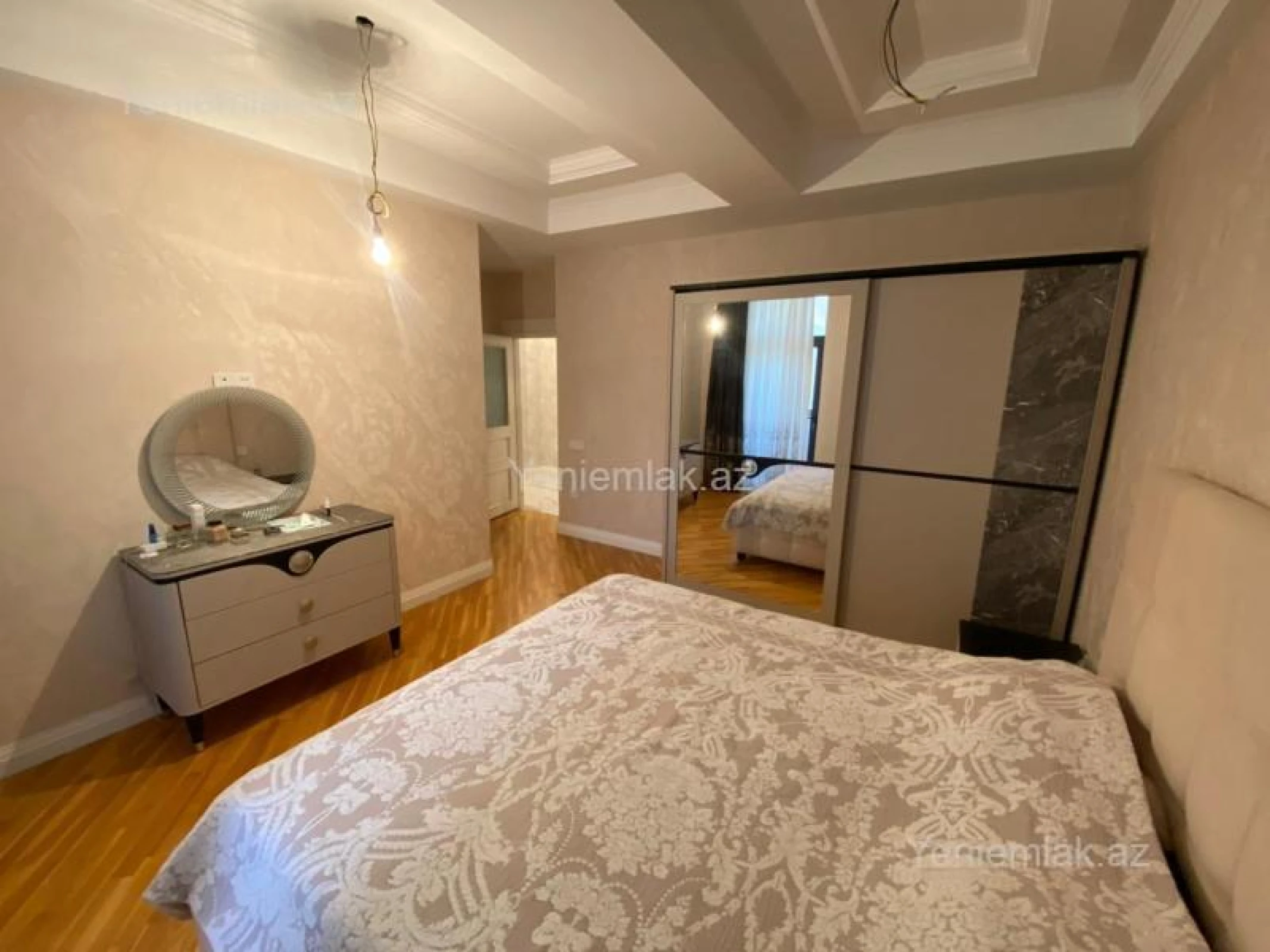 Satılır 3 otaqlı yeni tikili 110 m²