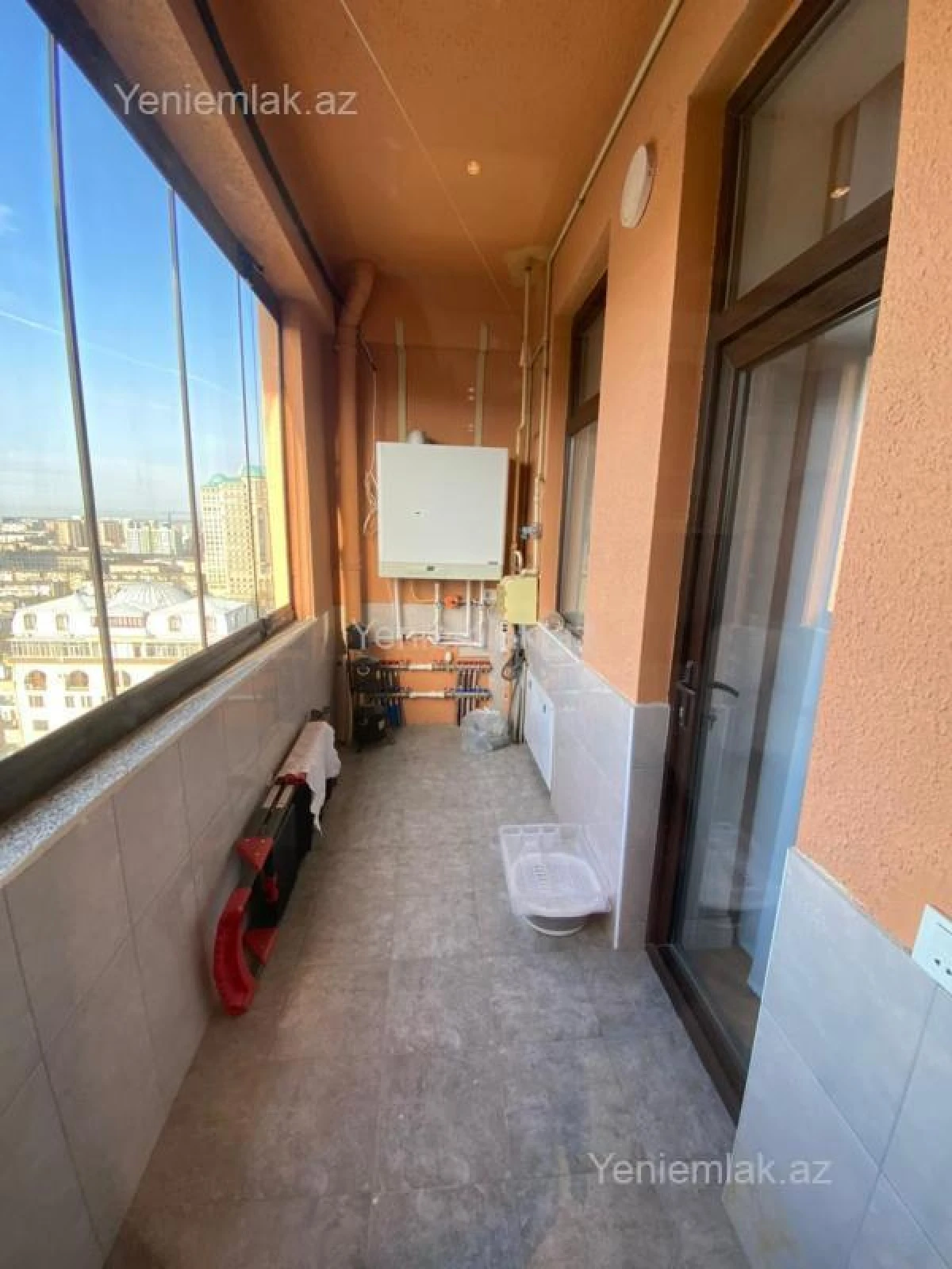 Satılır 3 otaqlı yeni tikili 110 m²
