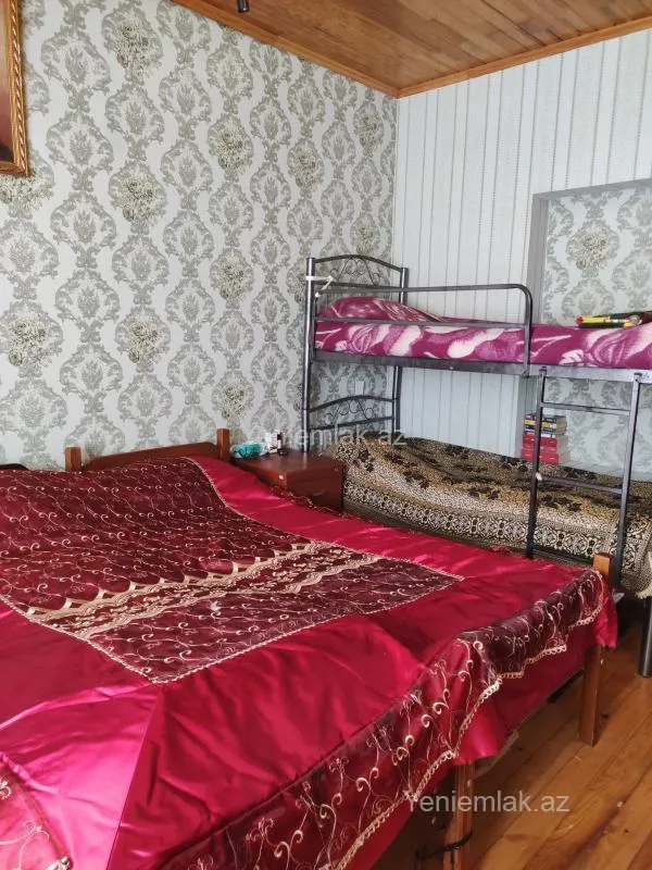 Satılır 2 otaqlı həyət evi 99 m²
