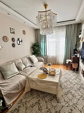 Satılır 4 otaqlı köhnə tikili 110 m²