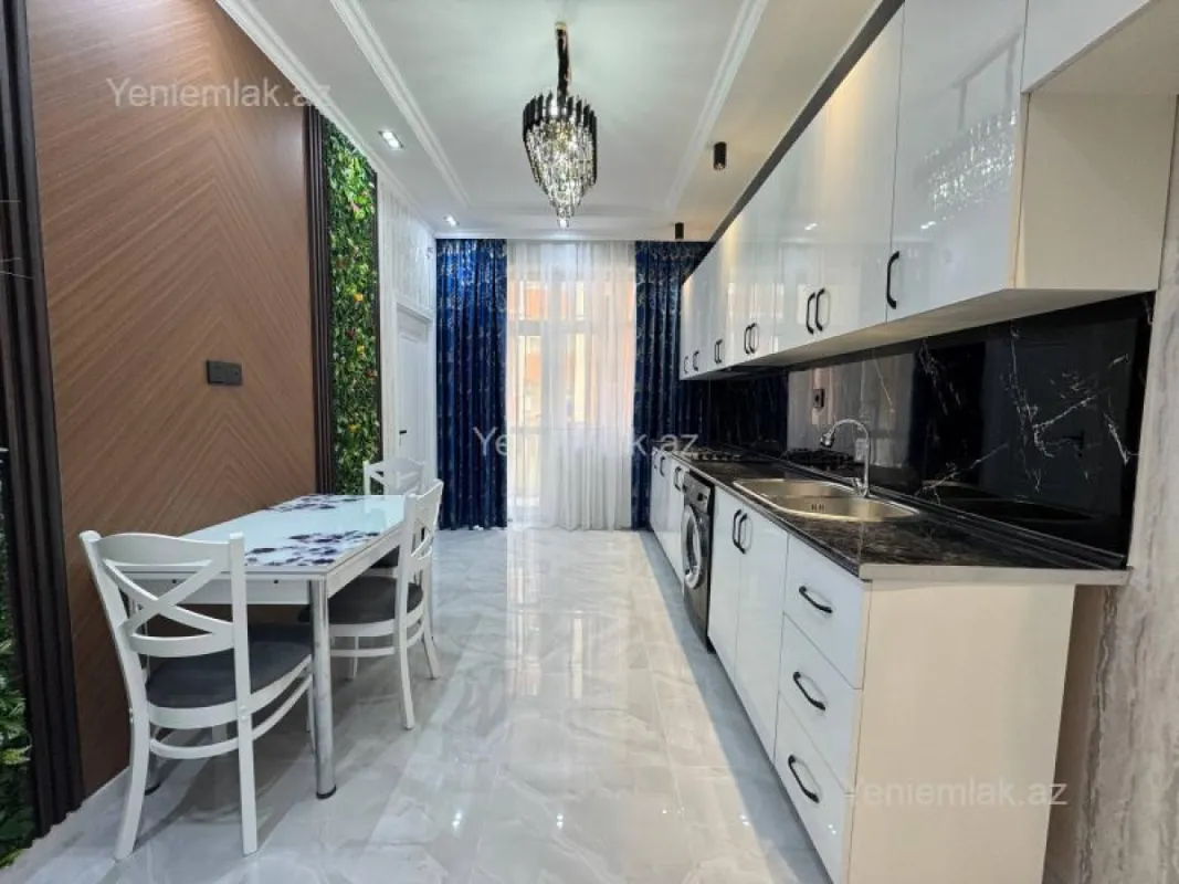 Satılır 3 otaqlı yeni tikili 86 m²