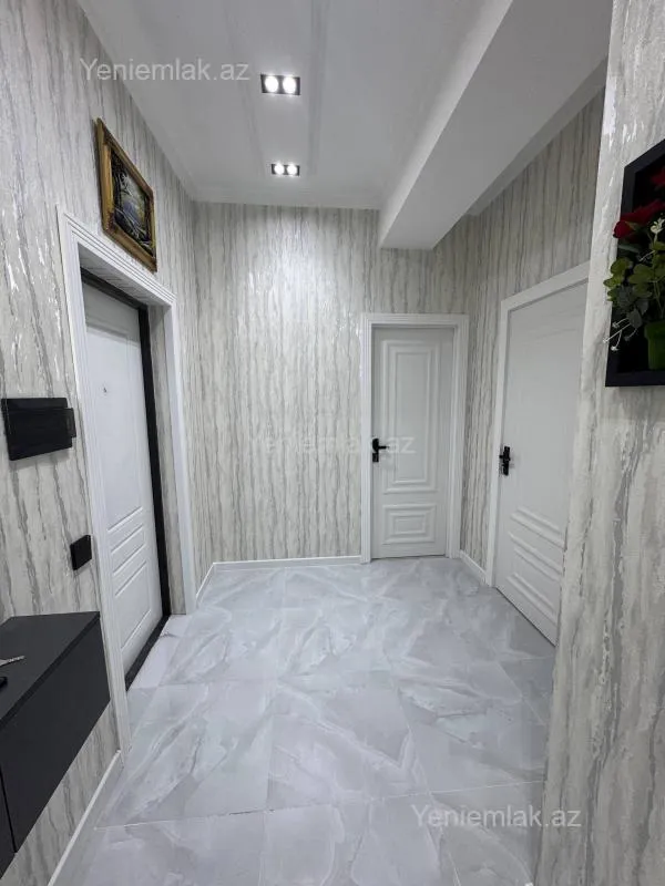 Satılır 3 otaqlı yeni tikili 86 m²