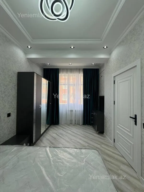 Satılır 3 otaqlı yeni tikili 86 m²