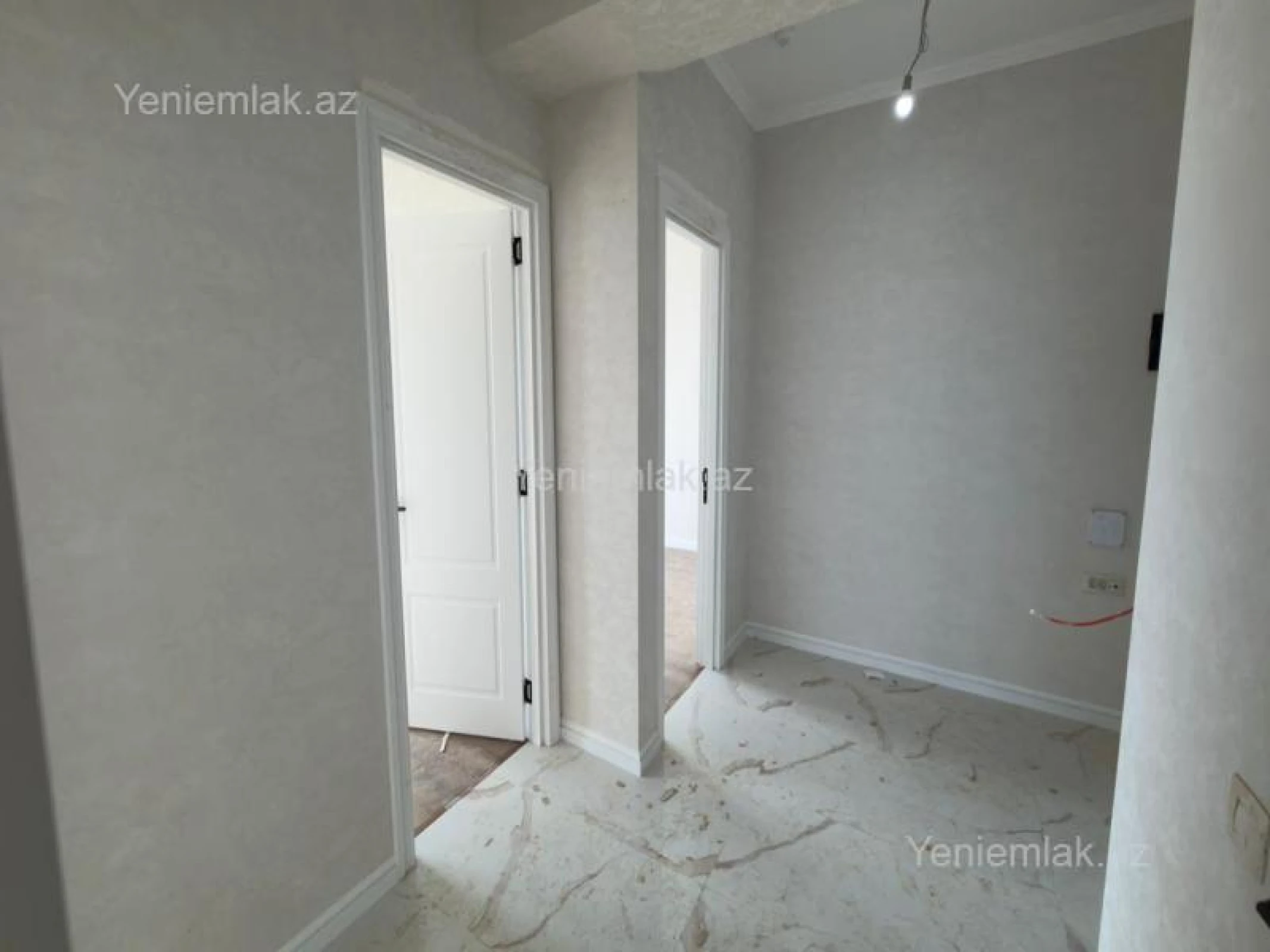 Satılır 3 otaqlı yeni tikili 83 m²