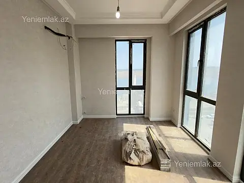 Satılır 3 otaqlı yeni tikili 83 m²