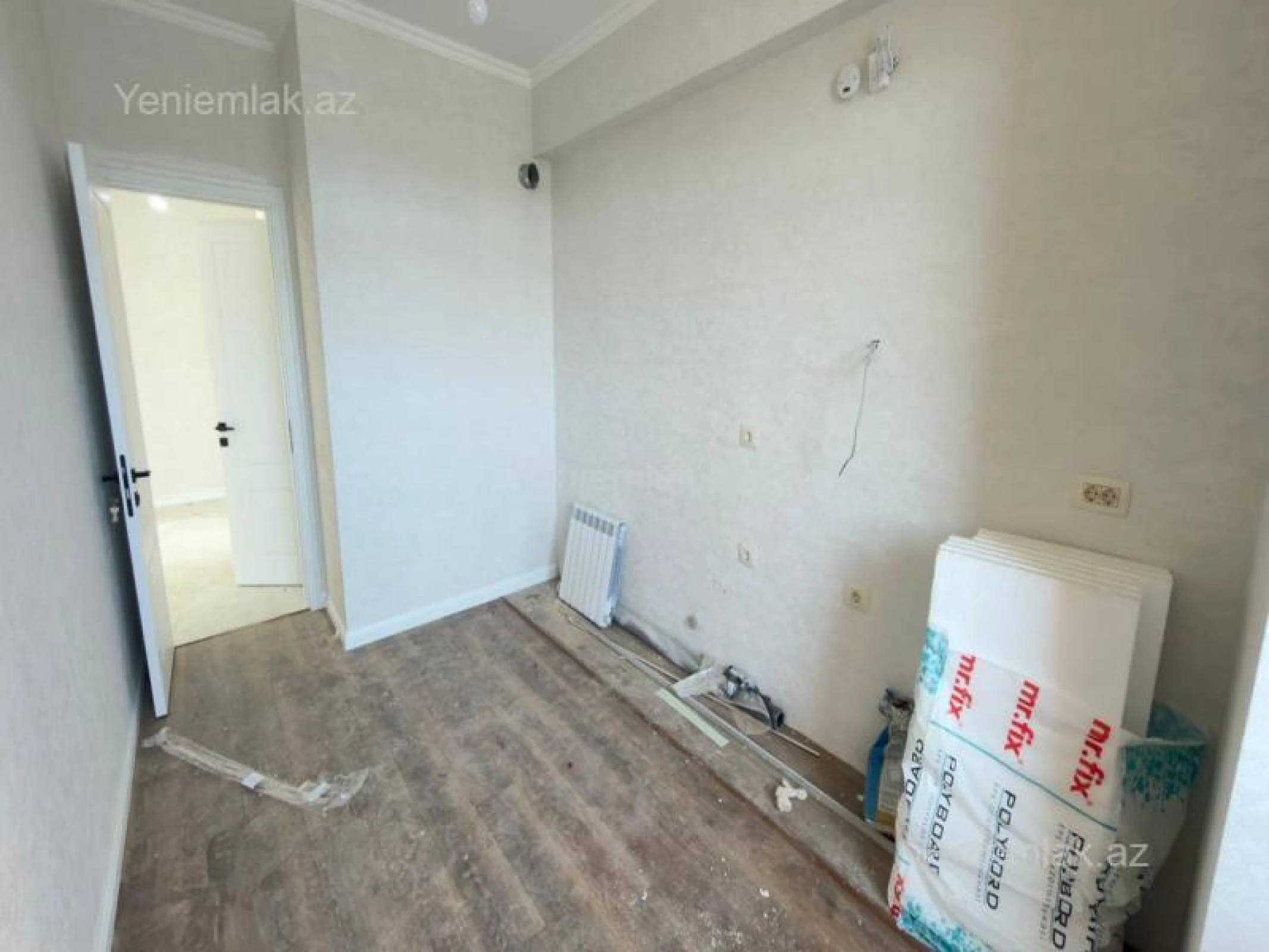 Satılır 3 otaqlı yeni tikili 83 m²