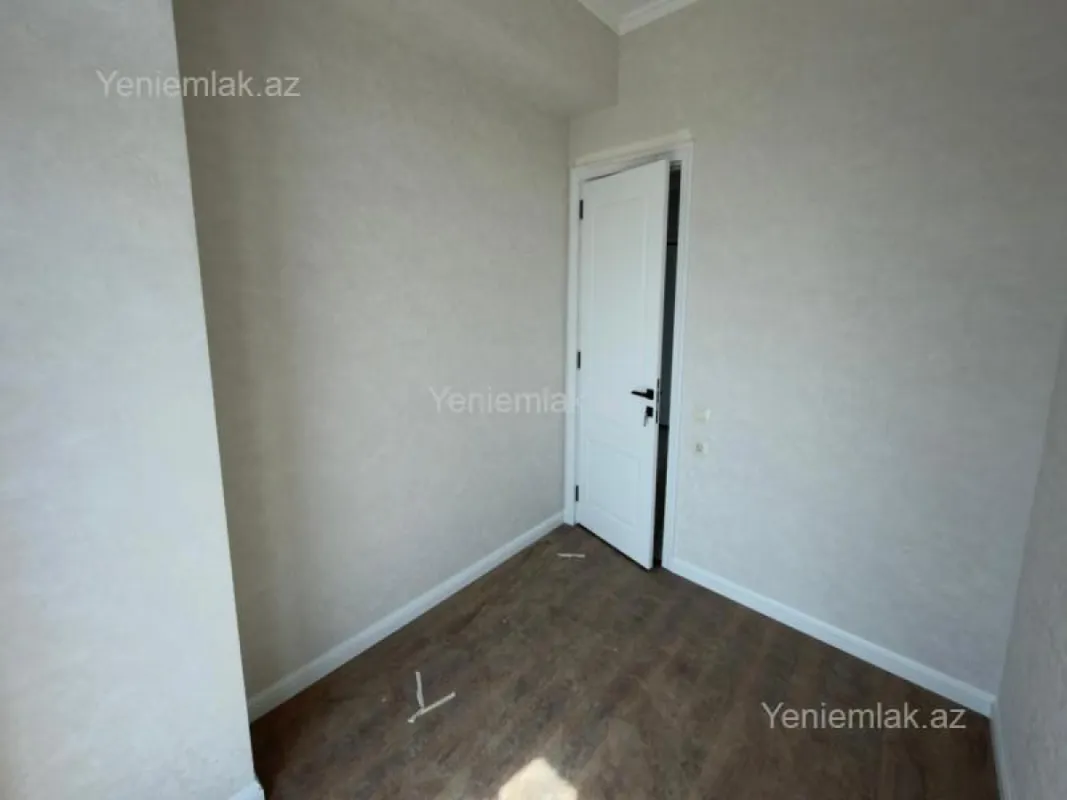 Satılır 3 otaqlı yeni tikili 83 m²