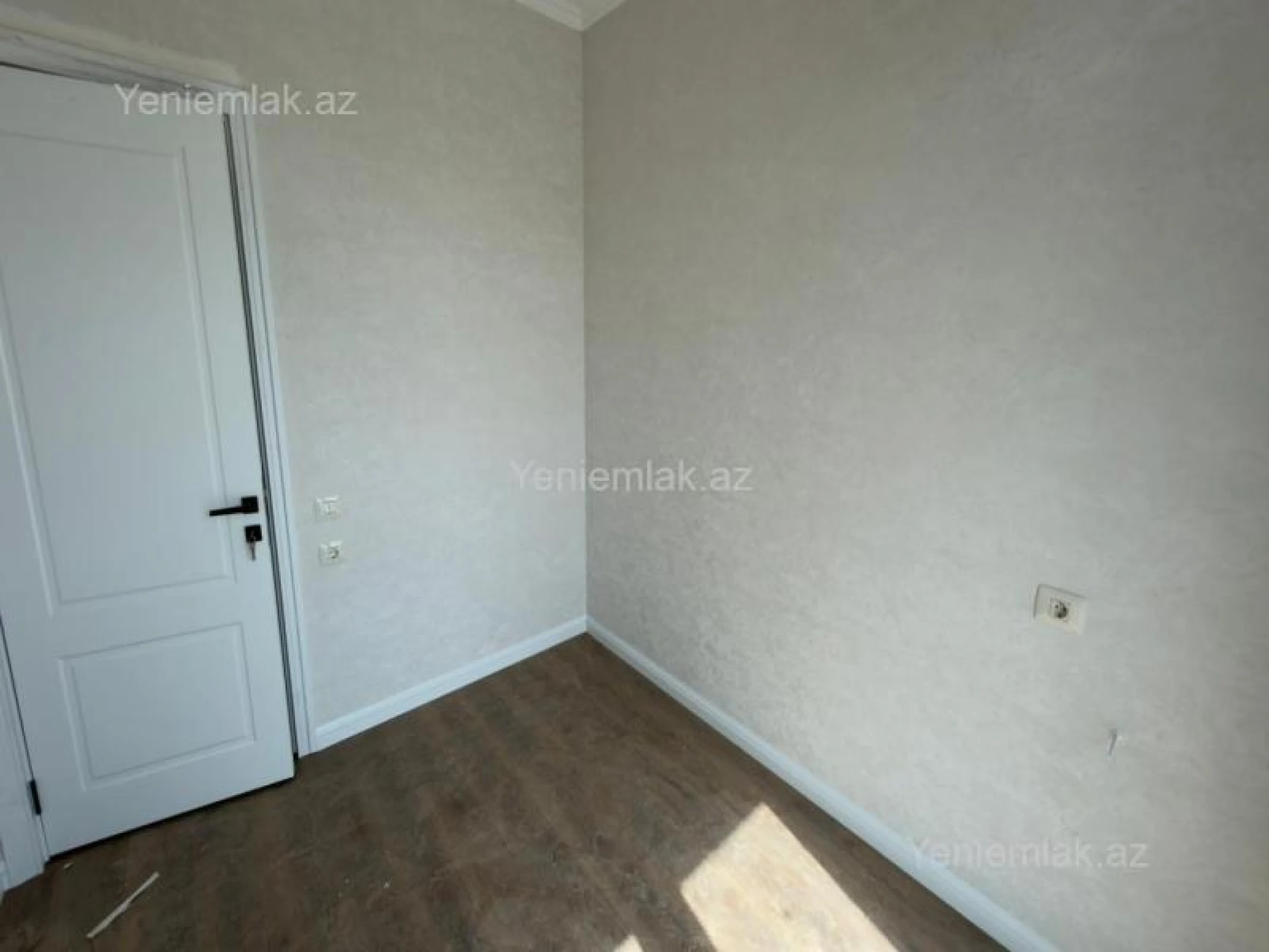 Satılır 3 otaqlı yeni tikili 83 m²