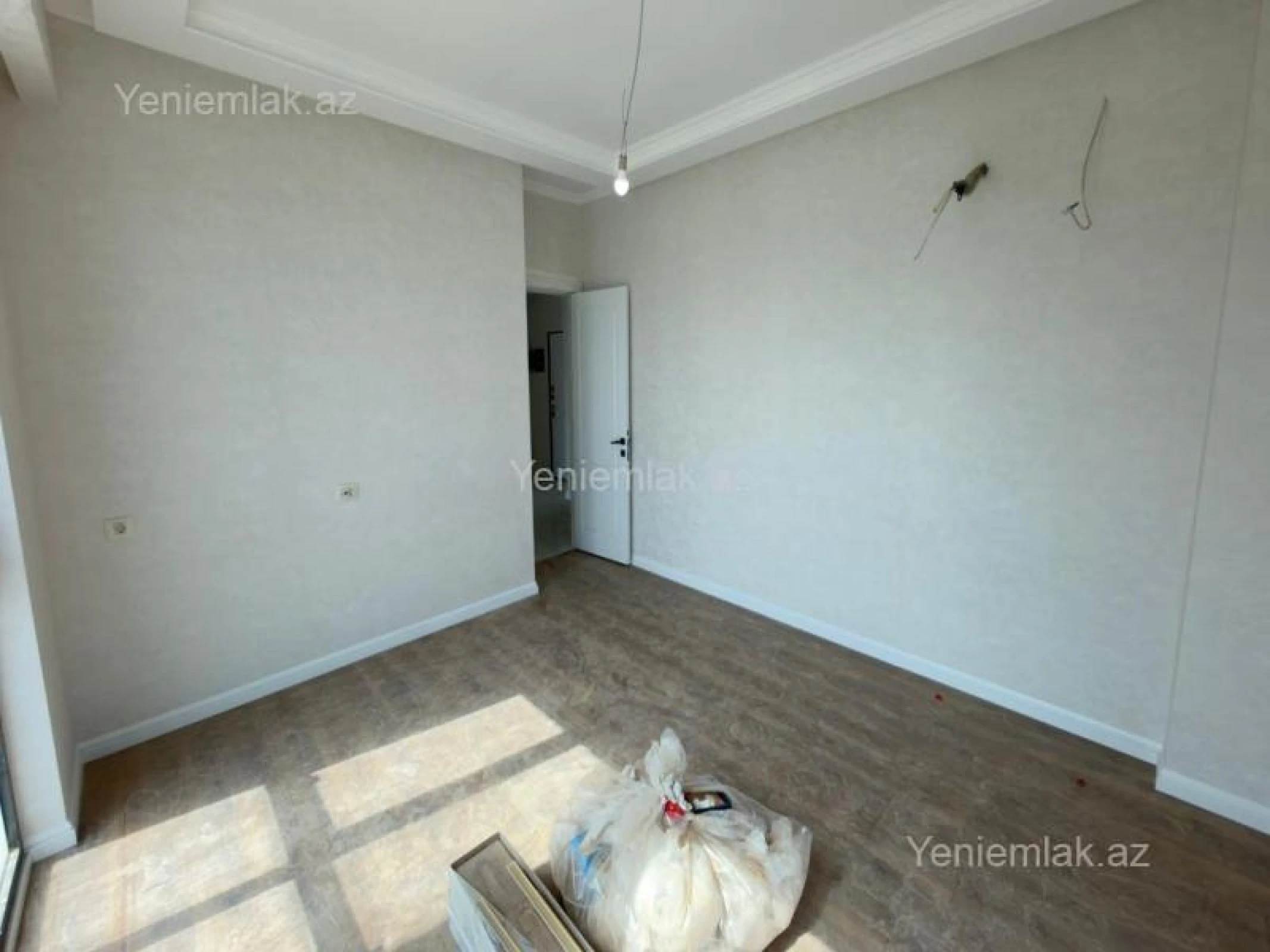 Satılır 3 otaqlı yeni tikili 83 m²