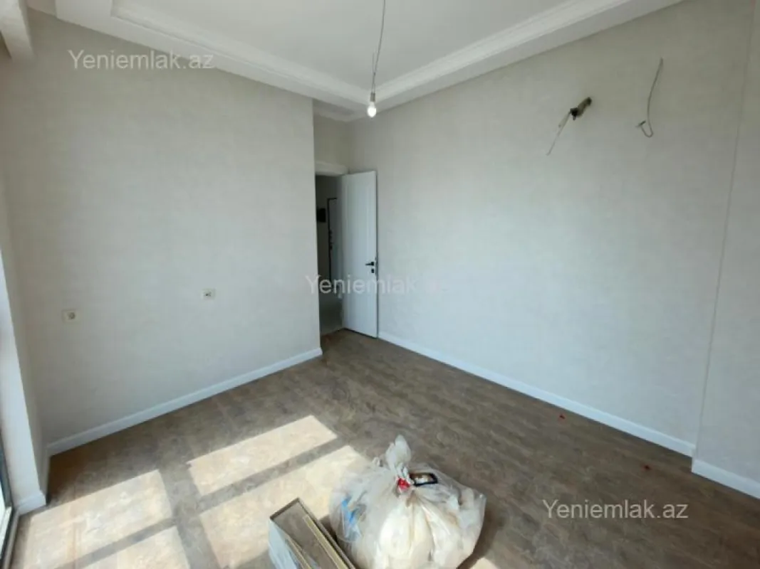 Satılır 3 otaqlı yeni tikili 83 m²