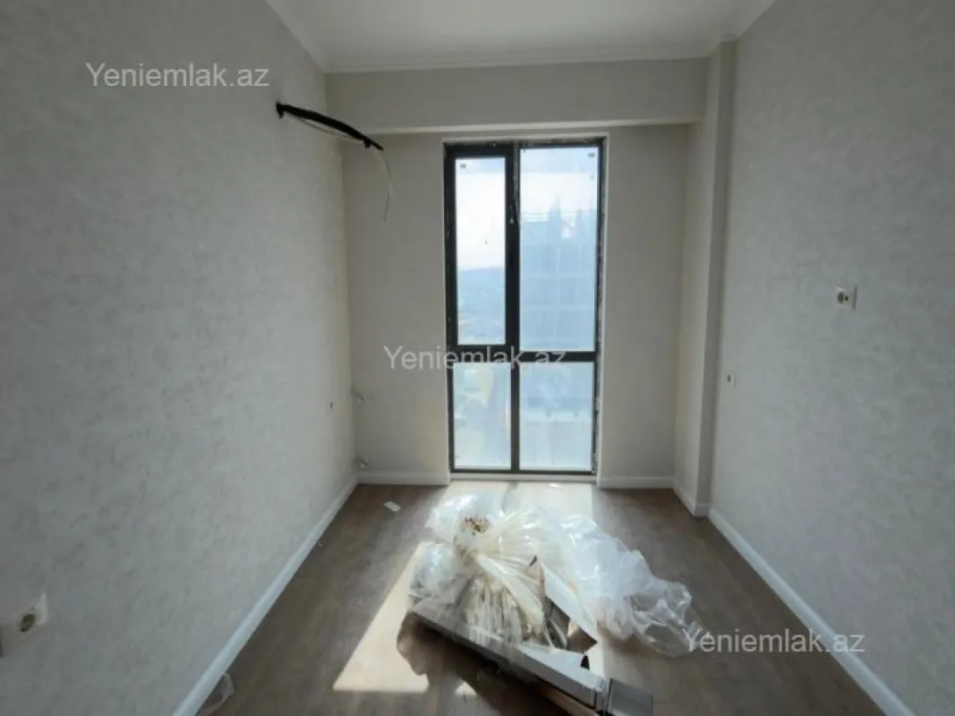 Satılır 3 otaqlı yeni tikili 83 m²