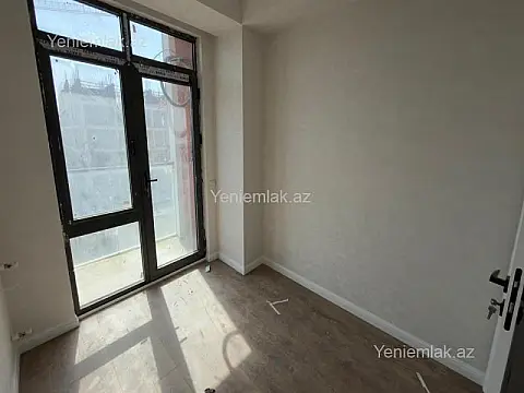 Satılır 3 otaqlı yeni tikili 83 m²