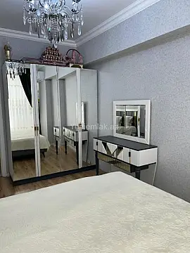 Satılır 2 otaqlı yeni tikili 90 m²