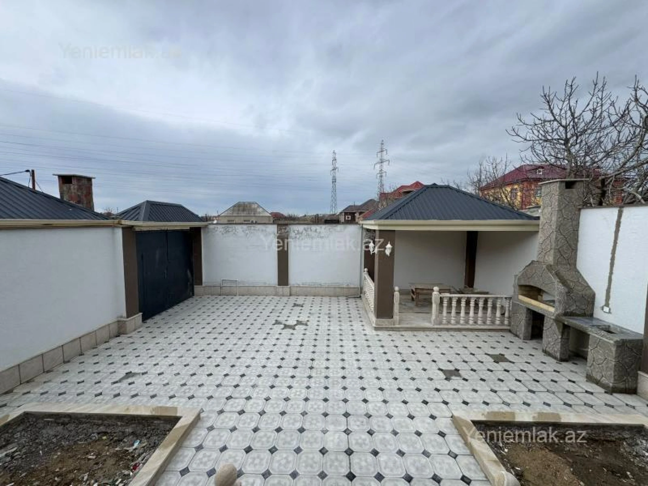 Satılır 4 otaqlı həyət evi 120 m²