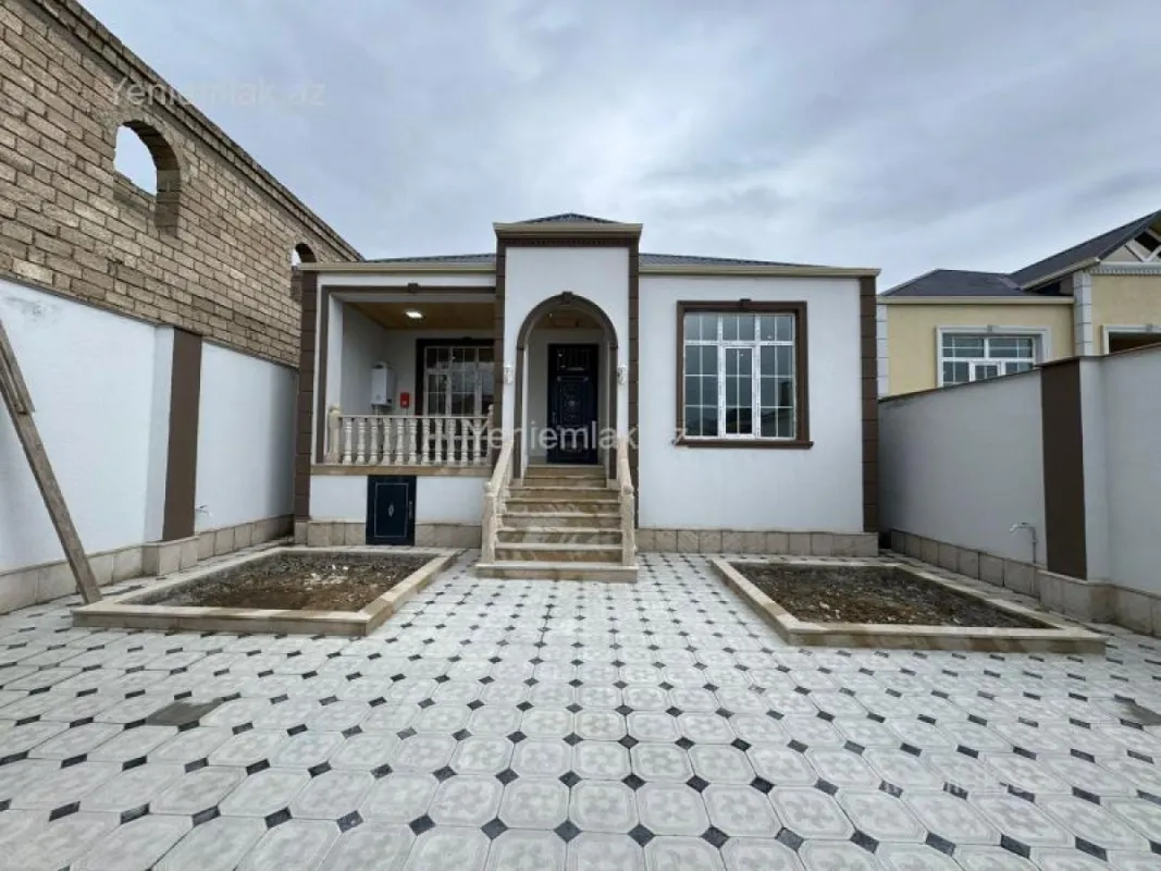 Satılır 4 otaqlı həyət evi 120 m²