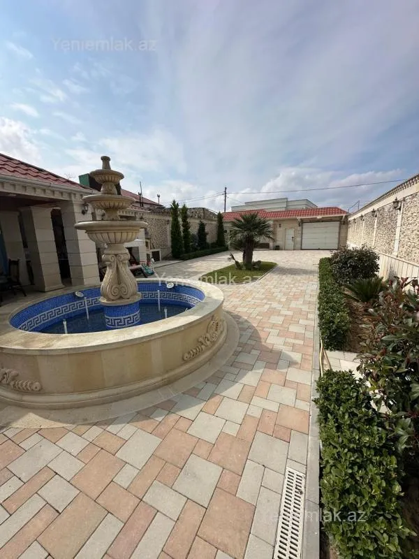 Satılır 4 otaqlı həyət evi 160 m²