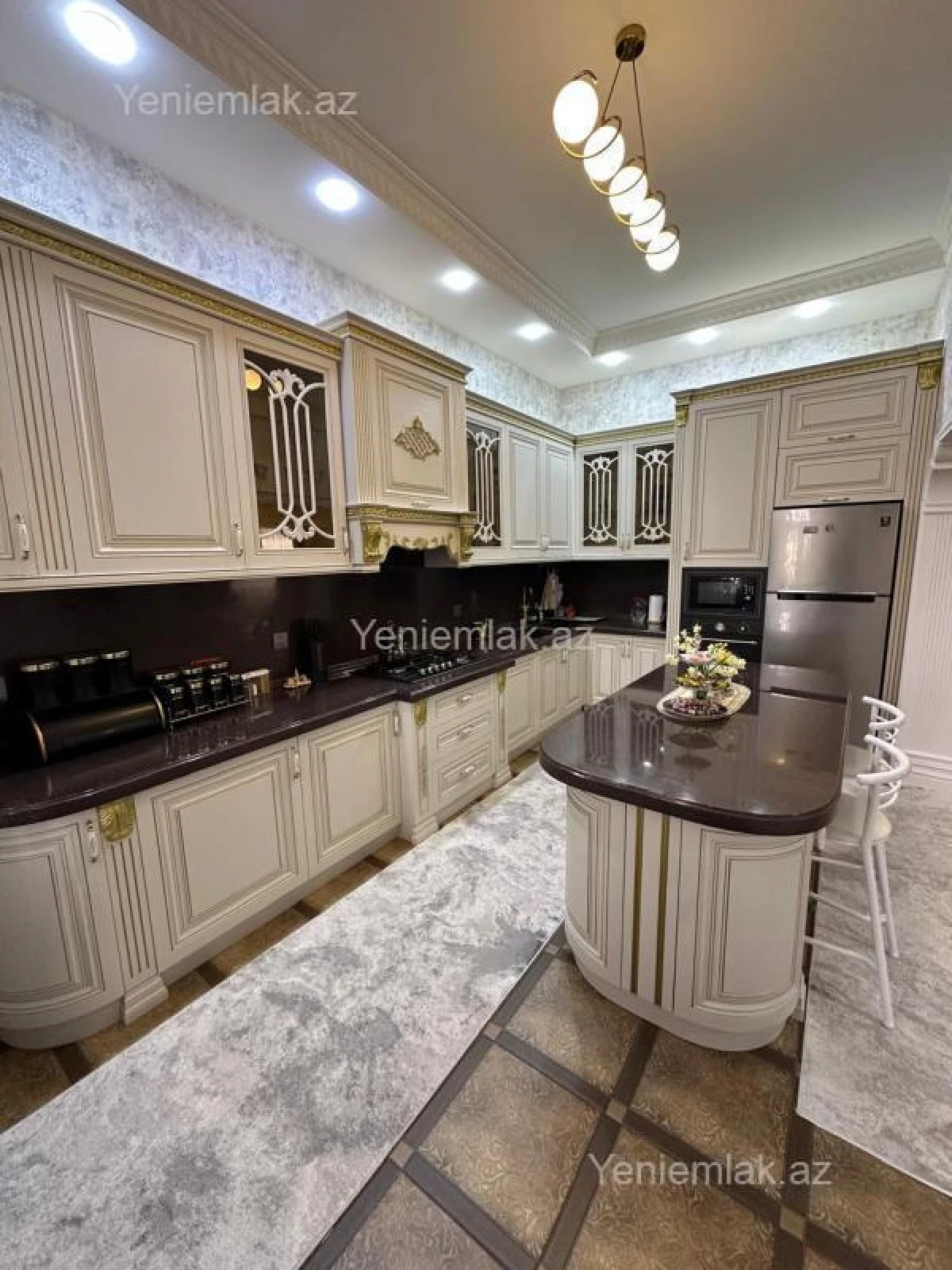 Satılır 4 otaqlı həyət evi 160 m²