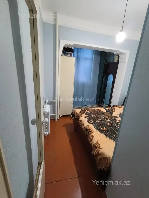 Satılır 1 otaqlı köhnə tikili 45 m²