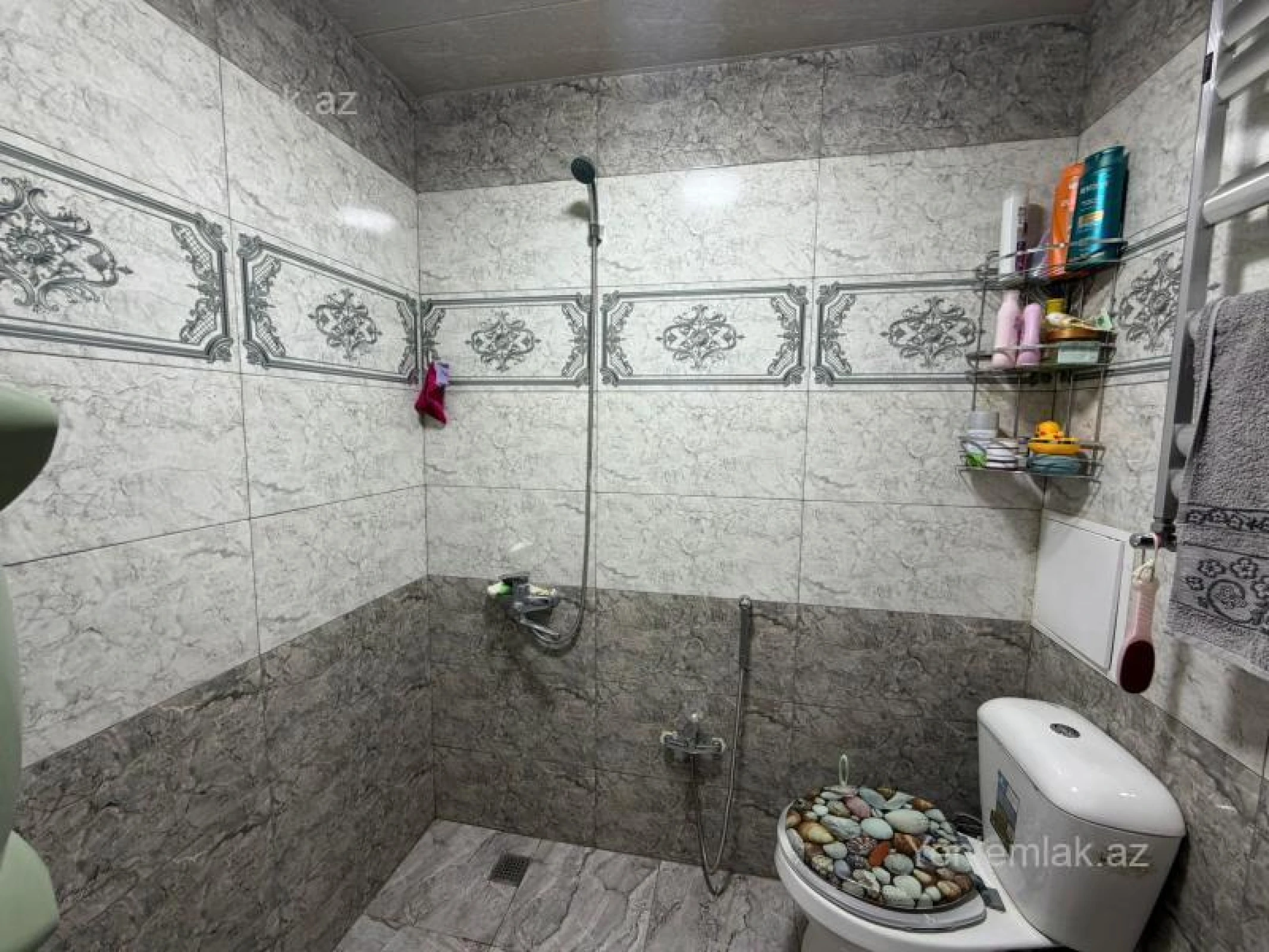 Satılır 2 otaqlı yeni tikili 65 m²