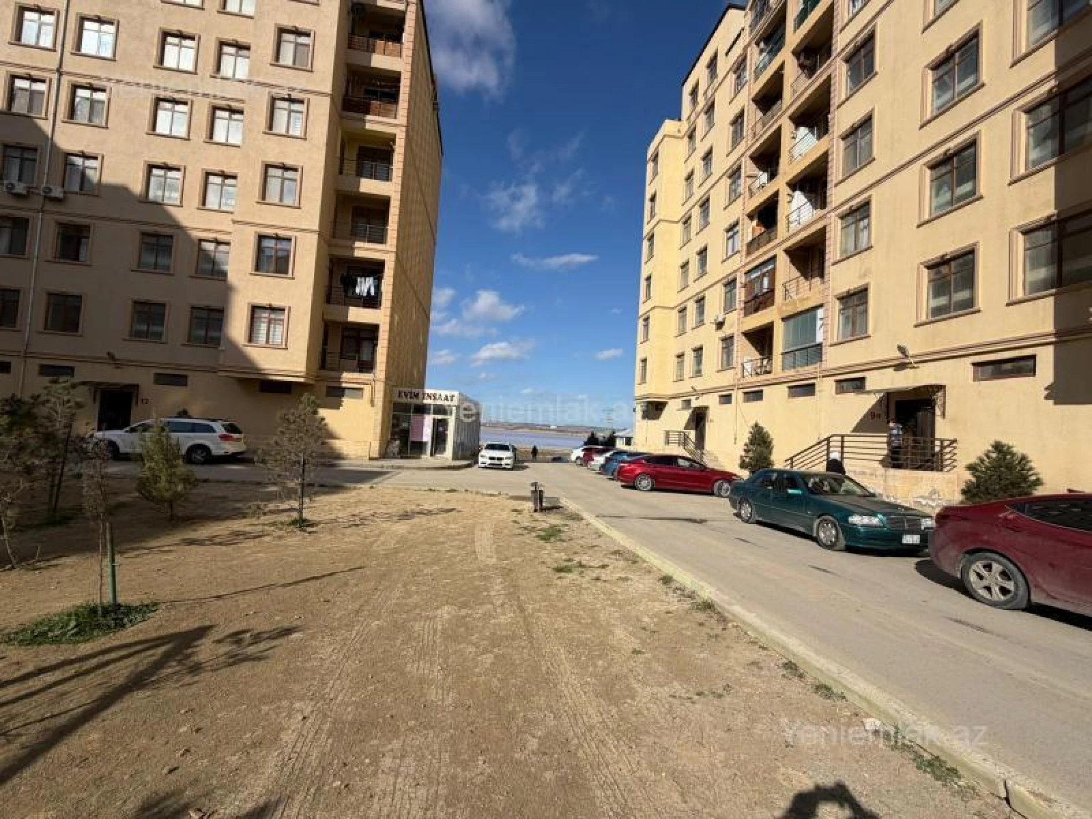 Satılır 2 otaqlı yeni tikili 65 m²