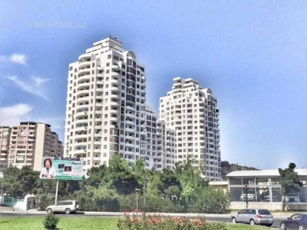 Satılır 3 otaqlı yeni tikili 110 m²