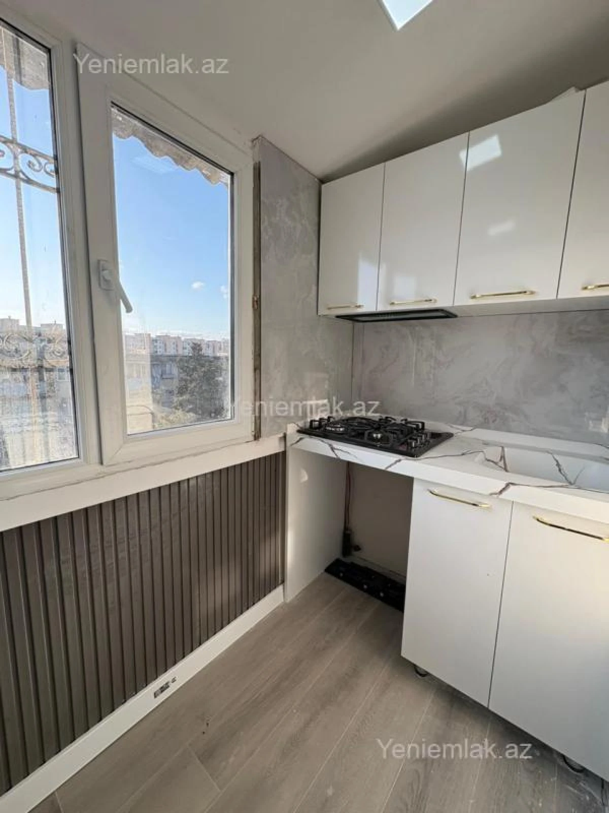 Satılır 1 otaqlı köhnə tikili 35 m²