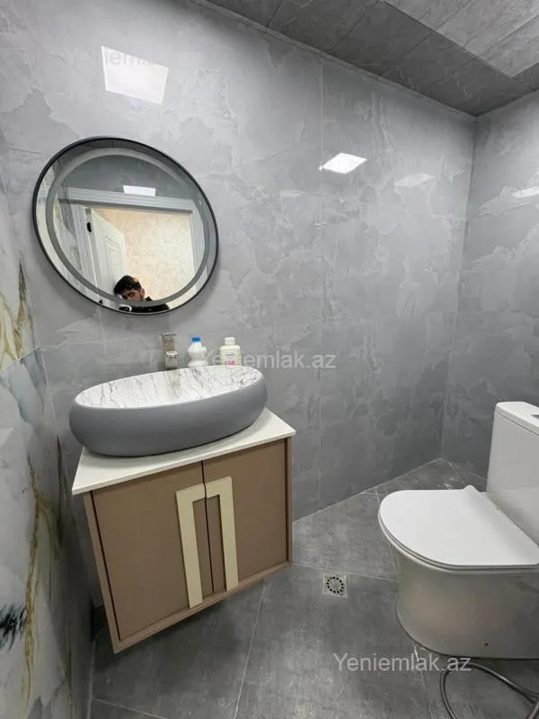 Satılır 1 otaqlı köhnə tikili 35 m²