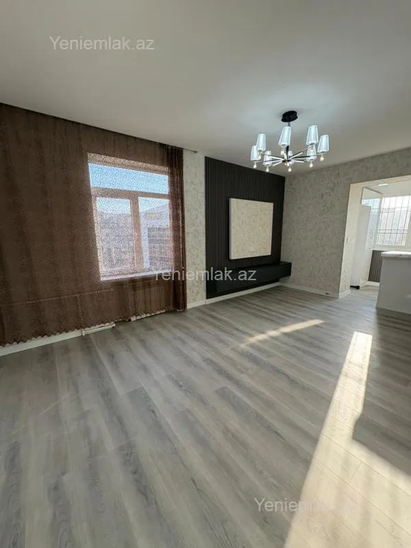 Satılır 1 otaqlı köhnə tikili 35 m²
