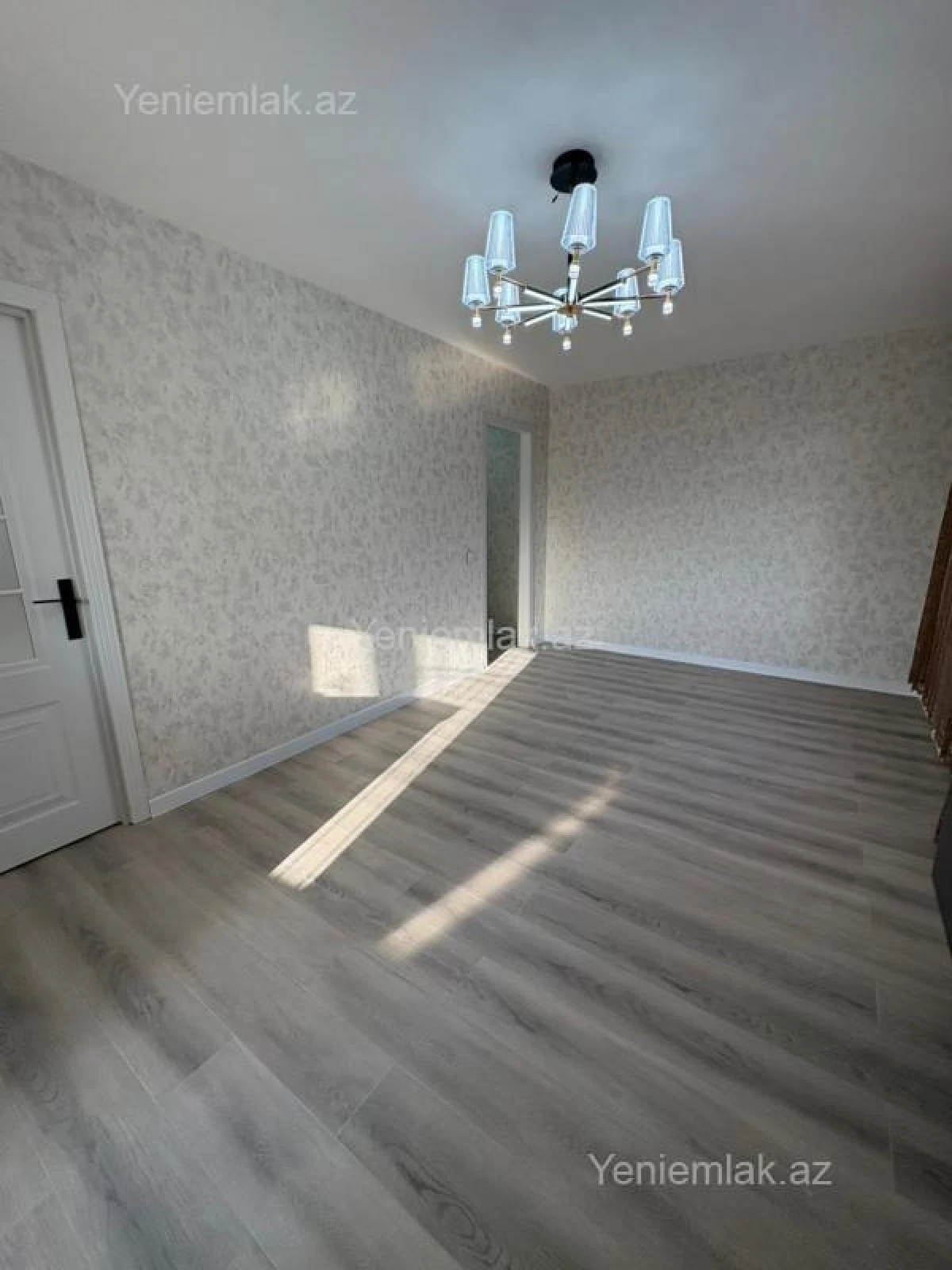 Satılır 1 otaqlı köhnə tikili 35 m²