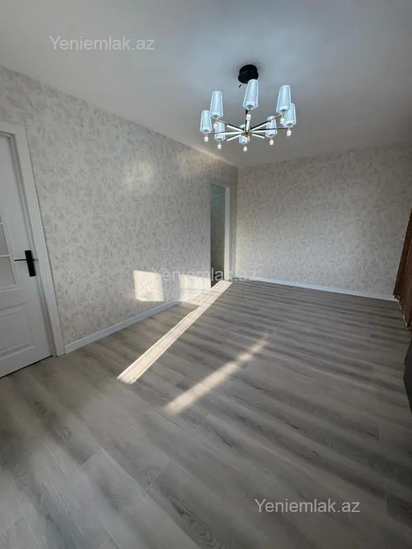 Satılır 1 otaqlı köhnə tikili 35 m²
