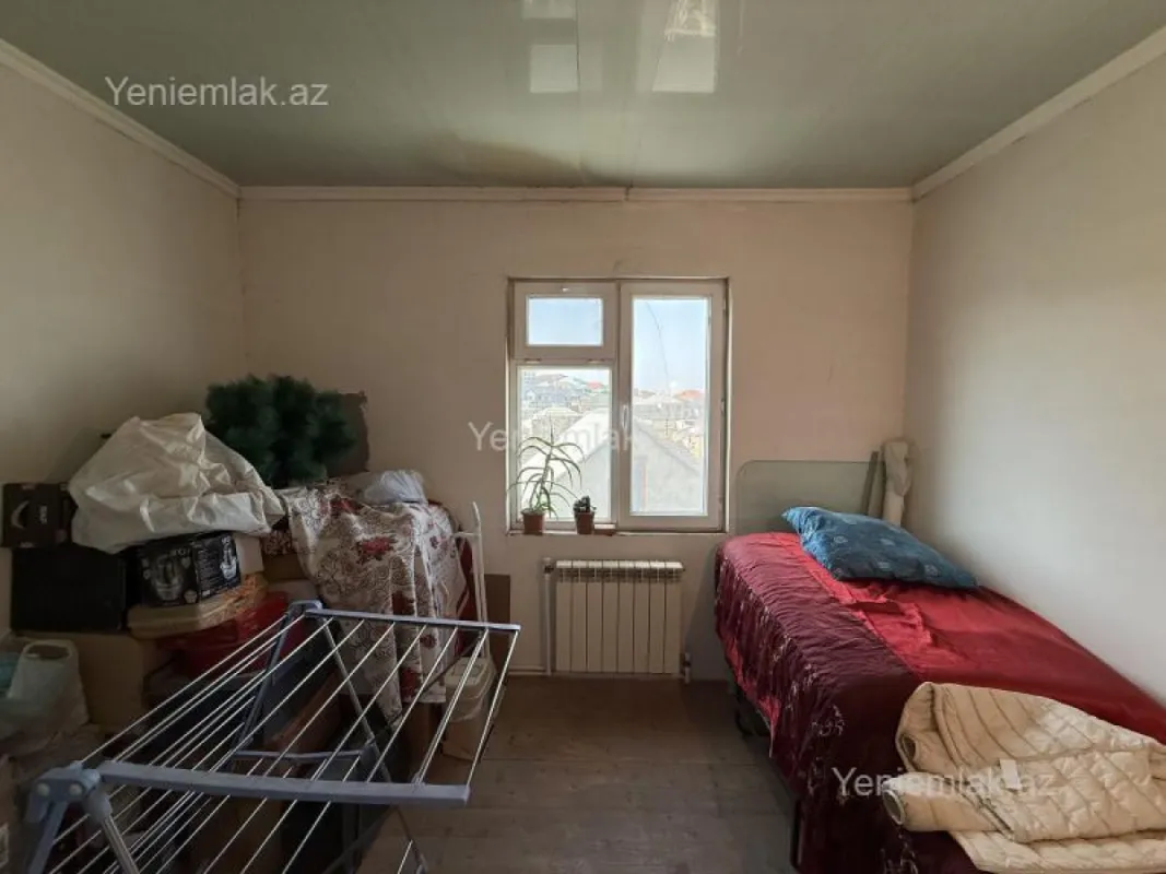 Satılır 7 otaqlı həyət evi 250 m²