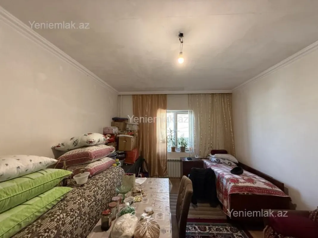 Satılır 7 otaqlı həyət evi 250 m²