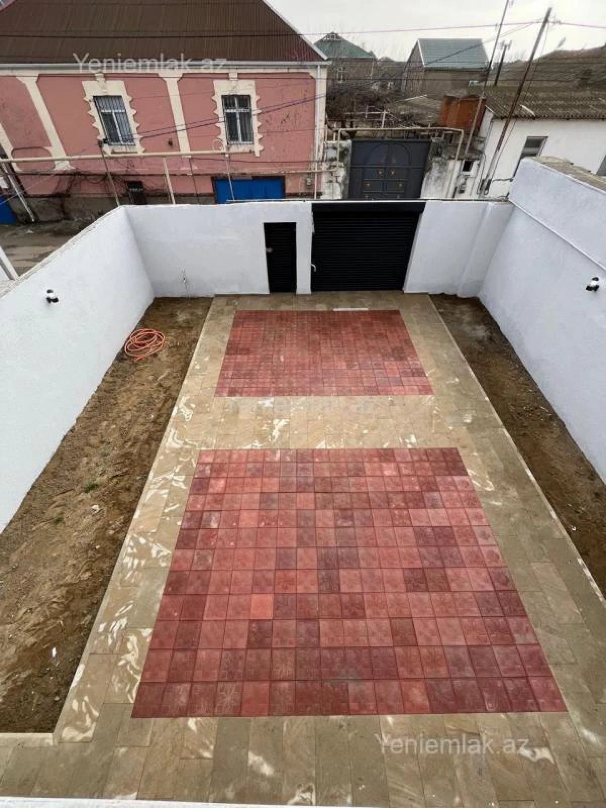 Satılır 5 otaqlı həyət evi 150 m²