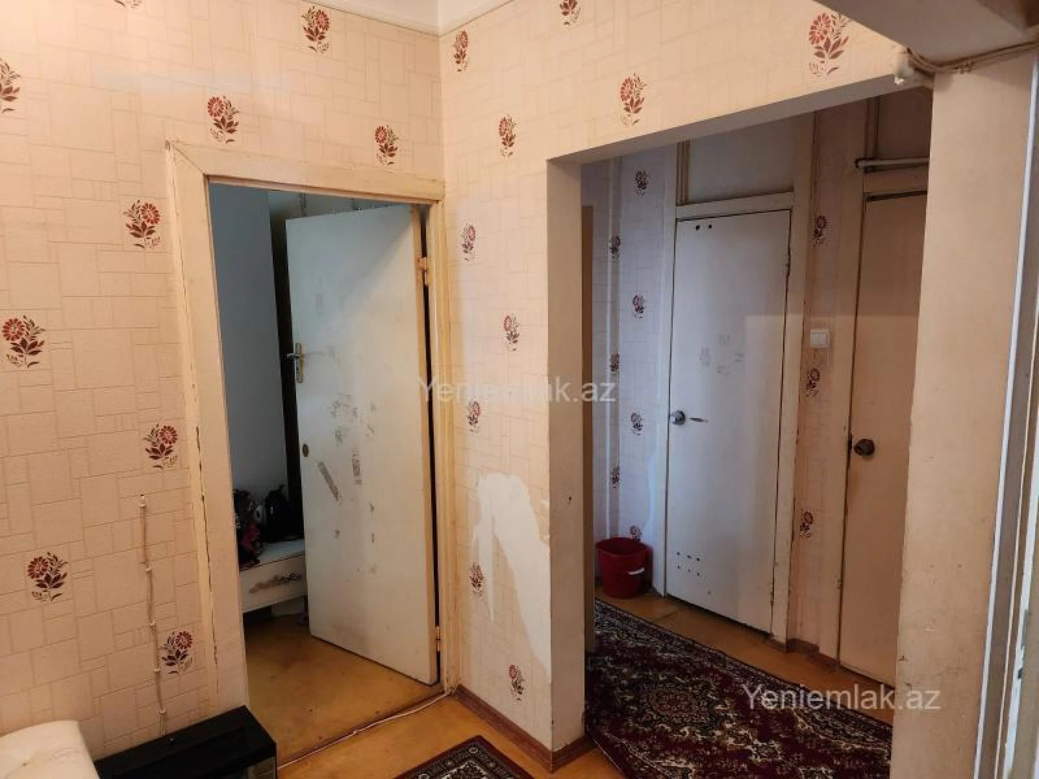 Satılır 3 otaqlı köhnə tikili 80 m²
