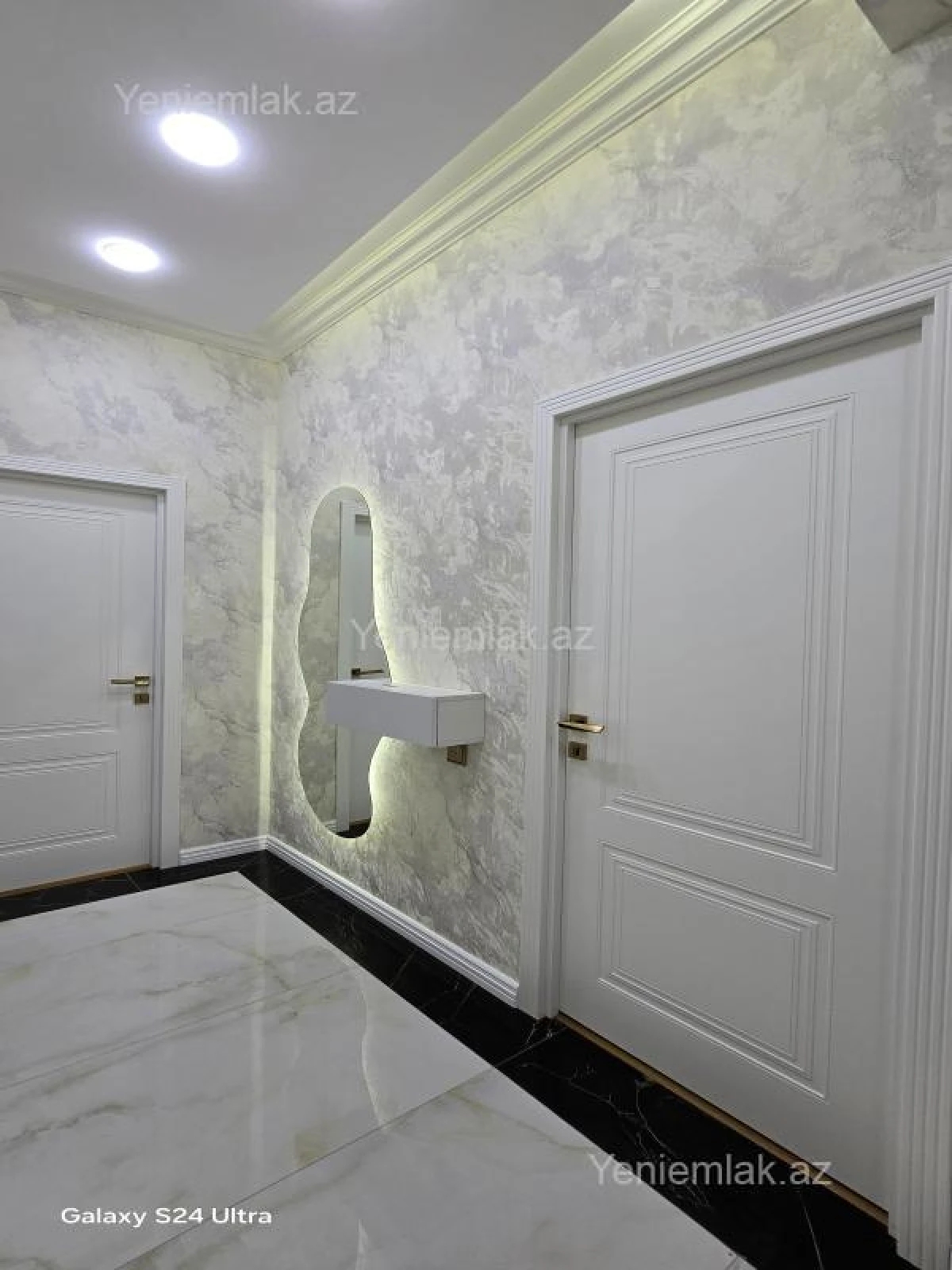 Satılır 2 otaqlı yeni tikili 65 m²
