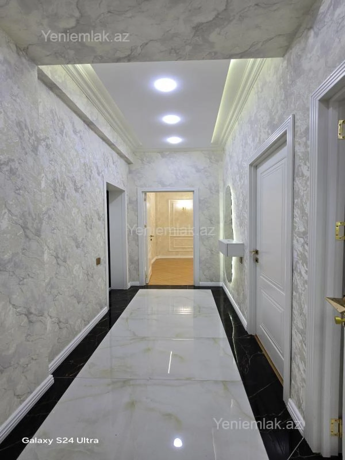 Satılır 2 otaqlı yeni tikili 65 m²