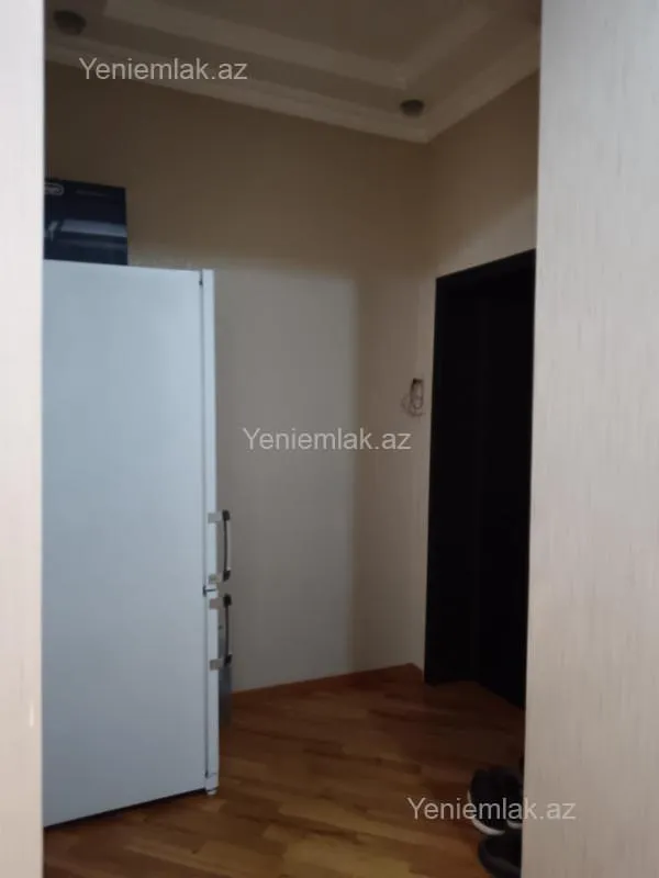 Satılır 2 otaqlı yeni tikili 75 m²